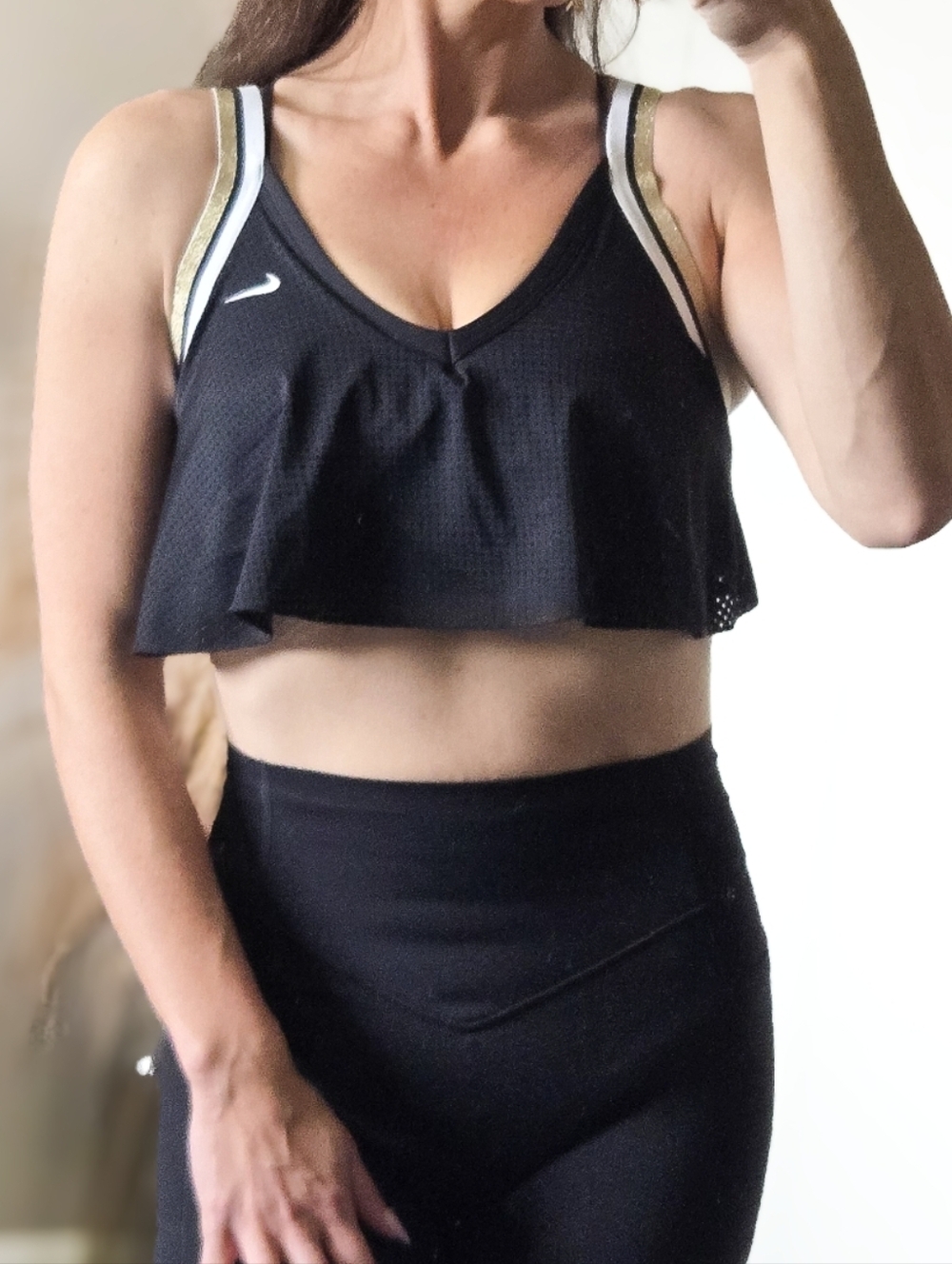 Nike Black Mesh Sports Bra Crop Top Size M Swoosh Strappy Athleisure